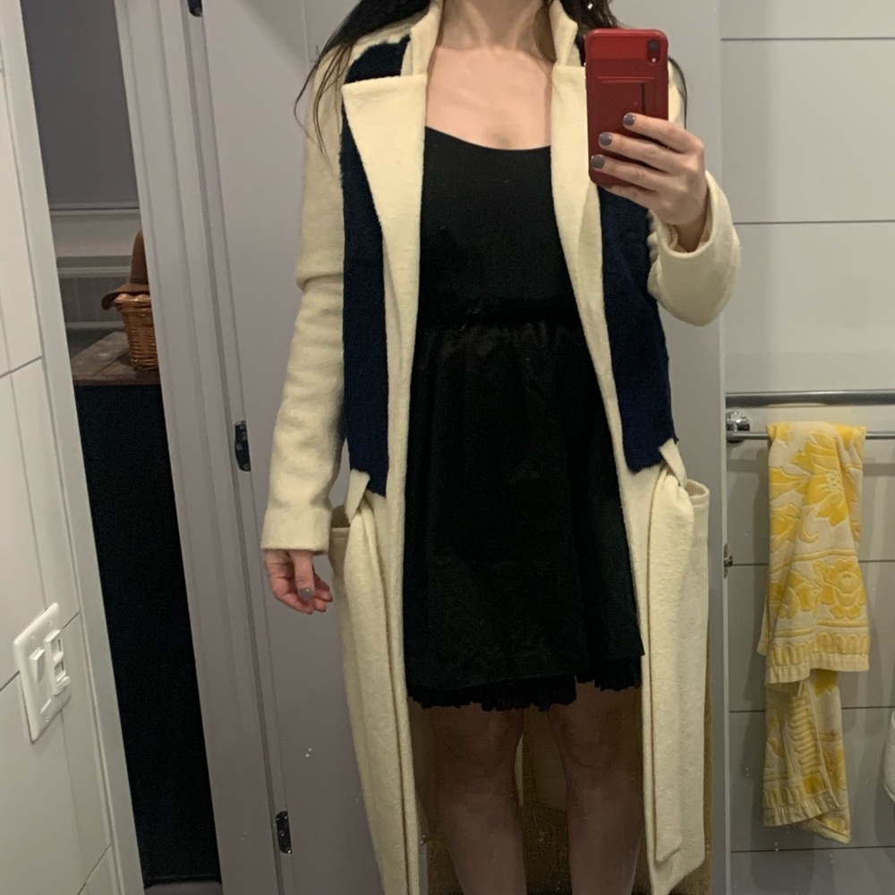Stunning unique coat with fur - Picture 5 of 8